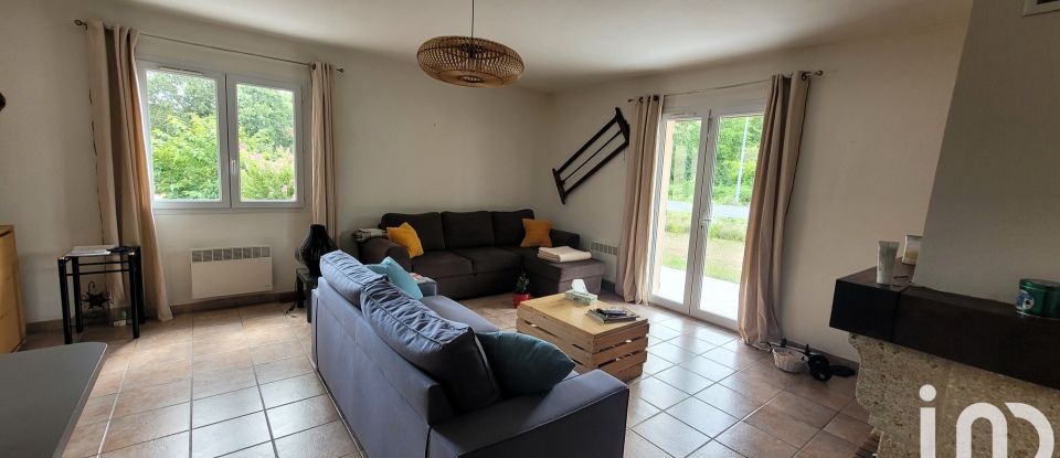 Maison 4 pièces de 85 m² à Sanguinet (40460)