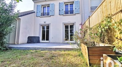 House 4 rooms of 82 m² in Chilly-Mazarin (91380)