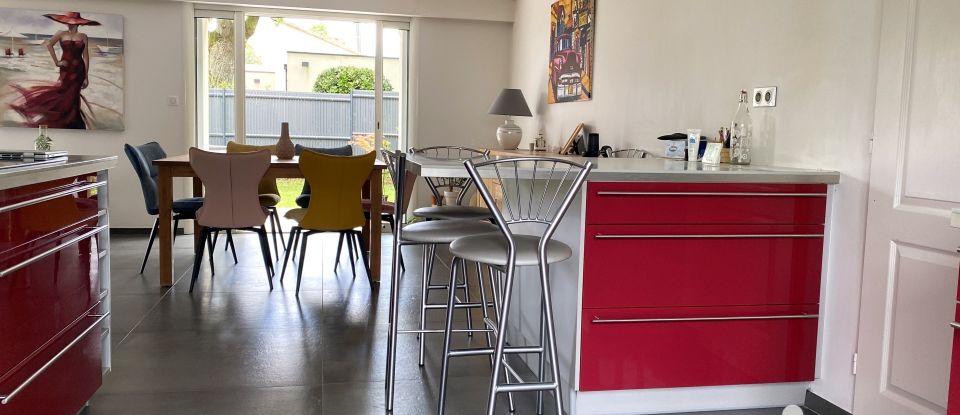 Maison 7 pièces de 196 m² à Basse-Goulaine (44115)