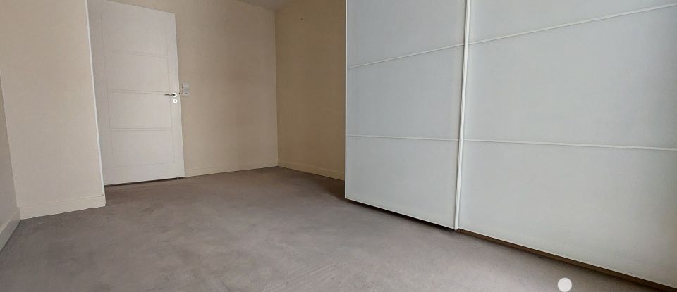 Appartement 3 pièces de 64 m² à Issy-les-Moulineaux (92130)