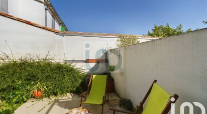 Apartment 2 rooms of 48 m² in Rivedoux-Plage (17940)