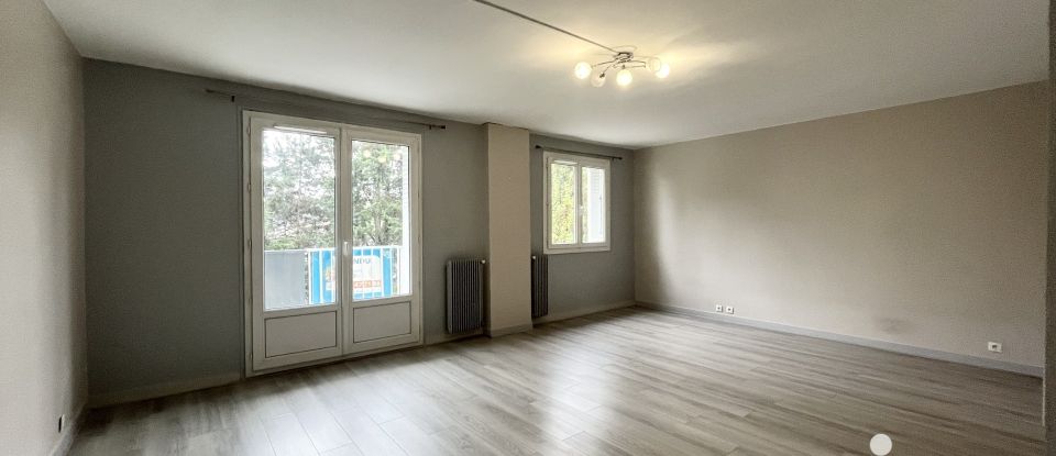 Appartement 4 pièces de 71 m² à Domont (95330)