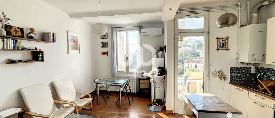 Appartement 3 pièces de 52 m² à Marseille (13006)