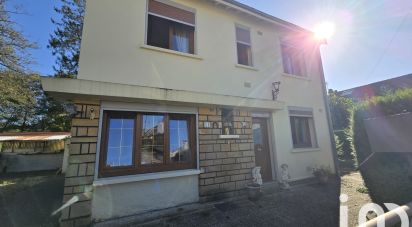 Maison 6 pièces de 95 m² à Noyers-Pont-Maugis (08350)