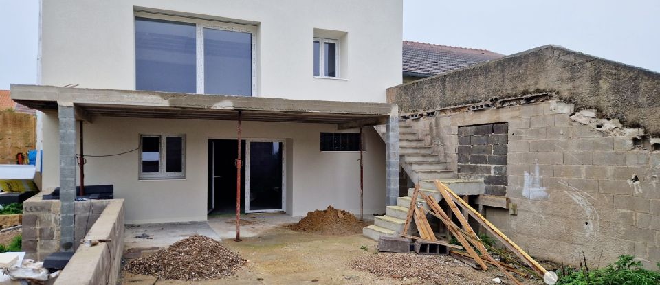 Maison de village 5 pièces de 220 m² à Puxieux (54800)