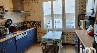 Apartment 4 rooms of 94 m² in Quimper (29000)