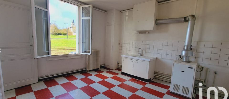 Town house 6 rooms of 106 m² in Saumur (49400)