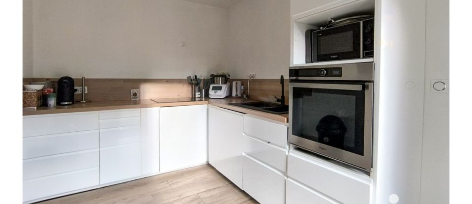 Maison 5 pièces de 120 m² à Grand-Couronne (76530)