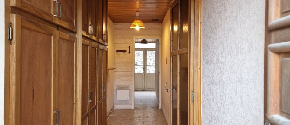 Town house 5 rooms of 118 m² in Chalonnes-sur-Loire (49290)