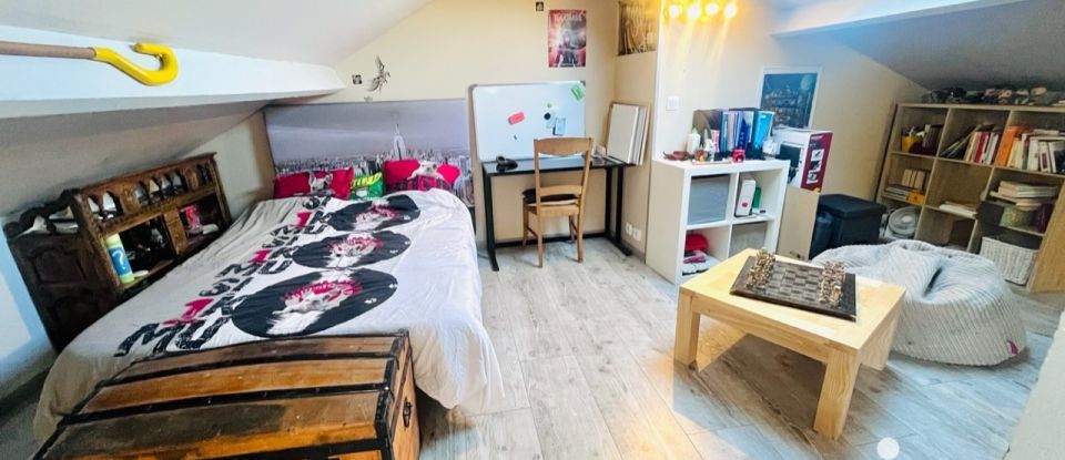 Maison 5 pièces de 123 m² à Lannion (22300)