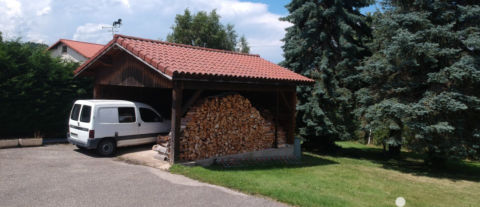 Maison traditionnelle 5 pièces de 130 m² à Soleymieux (42560)