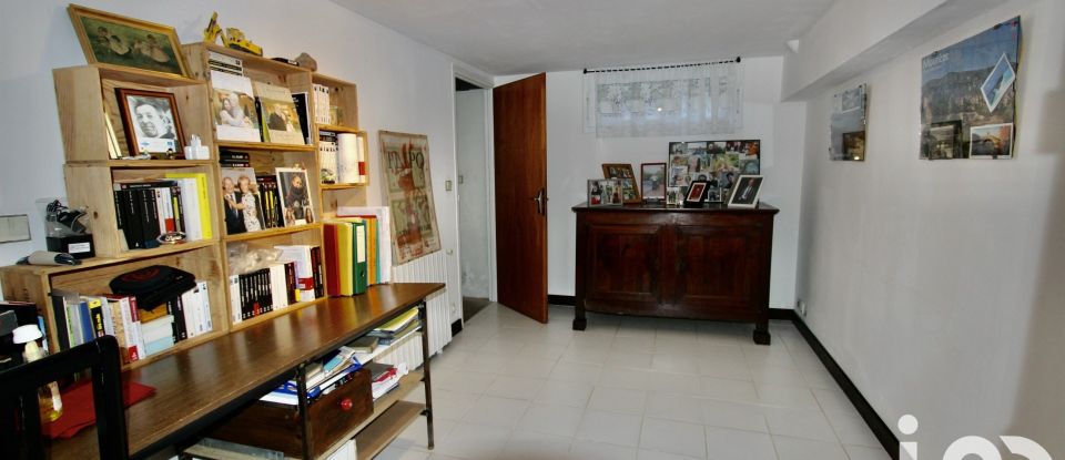 Traditional house 6 rooms of 172 m² in Clermont-l'Hérault (34800)