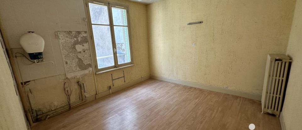 Maison de ville 5 pièces de 120 m² à Courpière (63120)