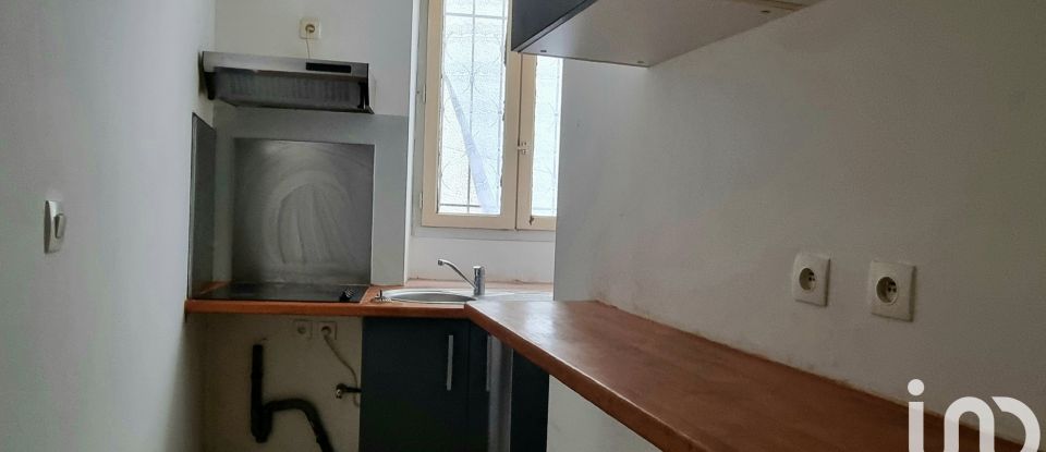 Appartement 4 pièces de 82 m² à Roujan (34320)