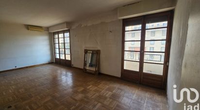 Appartement 3 pièces de 77 m² à Marseille (13006)