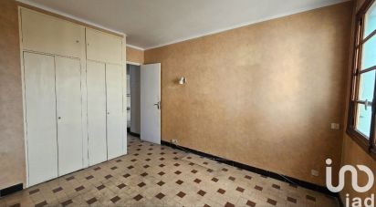 Appartement 3 pièces de 77 m² à Marseille (13006)