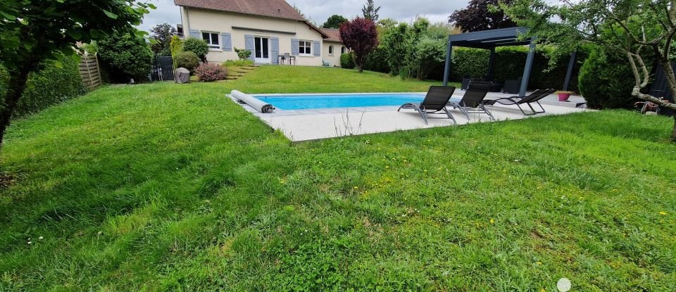 House 6 rooms of 134 m² in Cholet (49300)