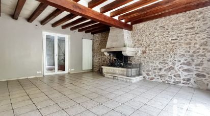 Village house 5 rooms of 138 m² in Brières-les-Scellés (91150)