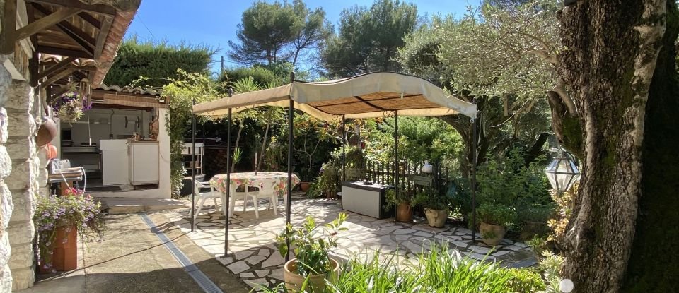 Maison 3 pièces de 60 m² à Roquefort-les-Pins (06330)