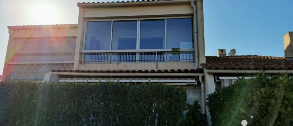 Apartment 1 room of 31 m² in Bormes-les-Mimosas (83230)