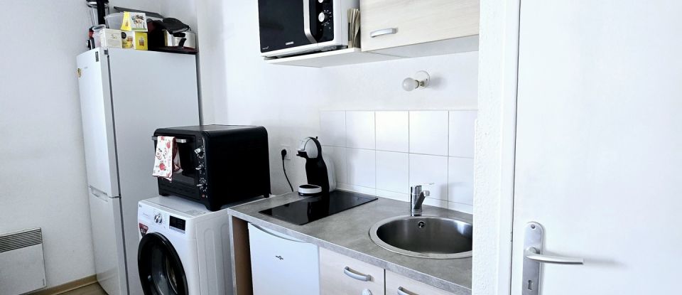 Appartement 1 pièce de 35 m² à Marseille (13015)