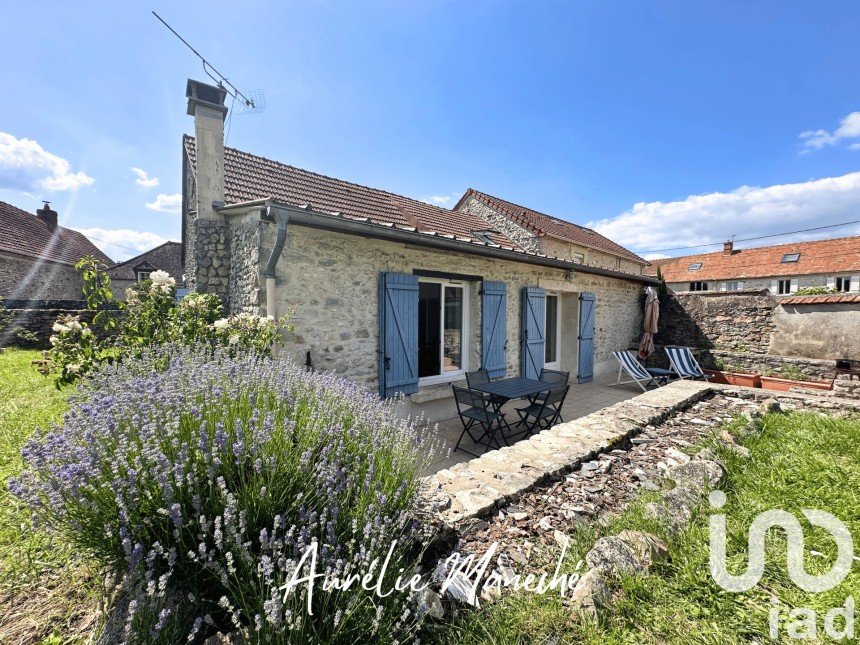 Maison traditionnelle 5 pièces de 125 m² à Chaumont-en-Vexin (60240)