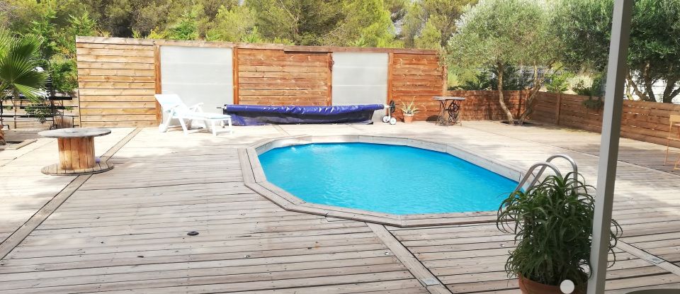 Maison 4 pièces de 115 m² à Villeneuve-lès-Avignon (30400)