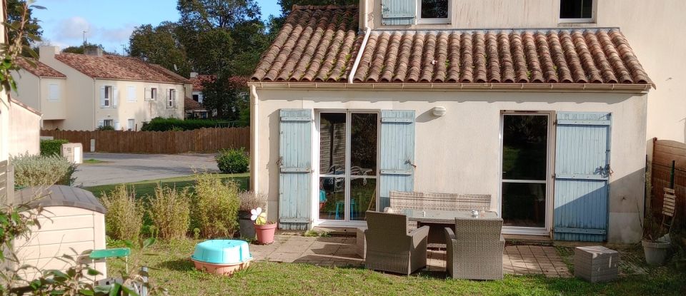 Traditional house 5 rooms of 79 m² in Saint-Brevin-les-Pins (44250)