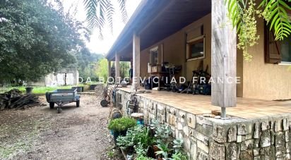 House 5 rooms of 114 m² in Carqueiranne (83320)