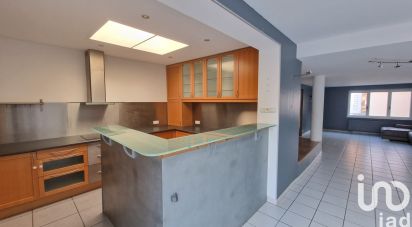 Maison 5 pièces de 125 m² à Mouvaux (59420)