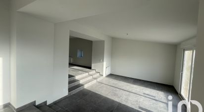 Maison 6 pièces de 133 m² à Fleigneux (08200)