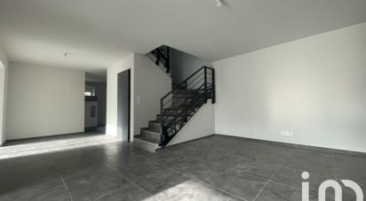 Maison 6 pièces de 133 m² à Fleigneux (08200)