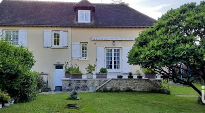 House 5 rooms of 107 m² in Nanteau-sur-Lunain (77710)