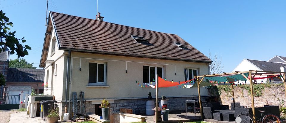 Maison 5 pièces de 113 m² à Ham (80400)