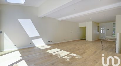 Maison 7 pièces de 142 m² à La Garenne-Colombes (92250)