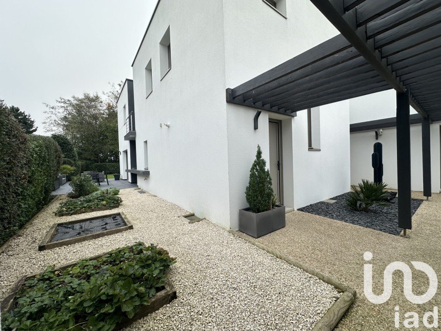 Maison d’architecte 6 pièces de 156 m² à Chessy (77700)