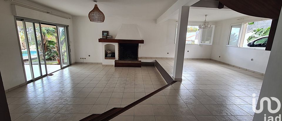 Maison 5 pièces de 165 m² à Saint-Paul (97435)