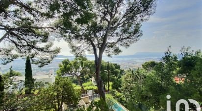 House 7 rooms of 220 m² in Toulon (83000)