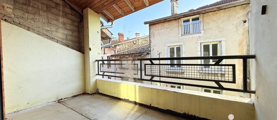 Village house 5 rooms of 67 m² in Poncin (01450)