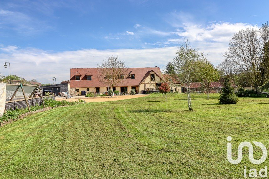 Maison traditionnelle 10 pièces de 373 m² à Auneuil (60390)