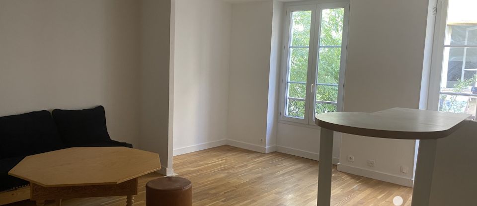 Studio 1 room of 27 m² in Paris (75020)