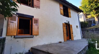 House 5 rooms of 115 m² in Massieu (38620)