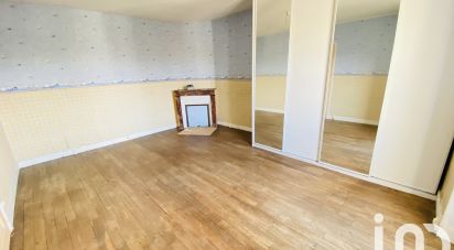 House 4 rooms of 108 m² in Nieuil-l'Espoir (86340)