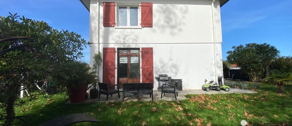 House 4 rooms of 101 m² in Peyrehorade (40300)