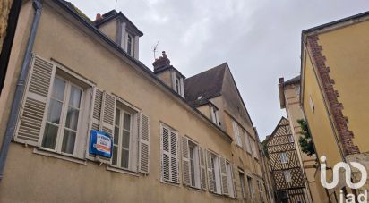 Appartement 3 pièces de 105 m² à Chartres (28000)