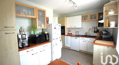 House 5 rooms of 98 m² in Villemandeur (45700)