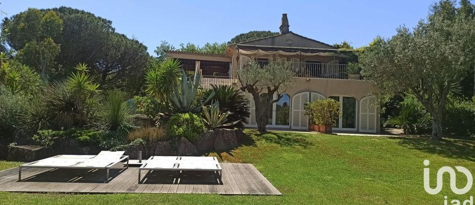 Maison traditionnelle 5 pièces de 198 m² à Saint-Tropez (83990)