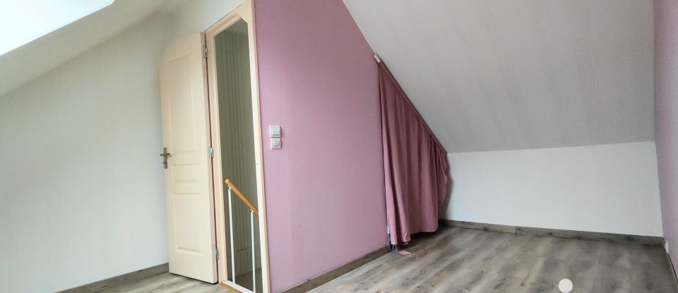 Maison 4 pièces de 82 m² à Bachy (59830)