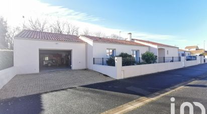 Maison traditionnelle 6 pièces de 141 m² à Jard-sur-Mer (85520)