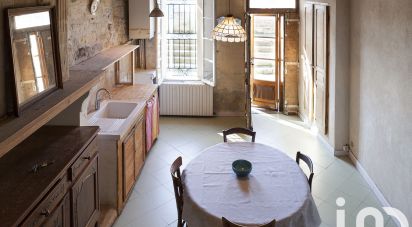 Traditional house 4 rooms of 85 m² in Arles (13200)